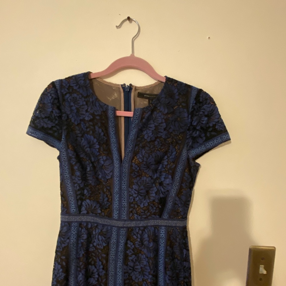 BCBGMaxAzria Navy Blue Lace Maxi Dress with Cap Sleeves - Picture 4 of 15